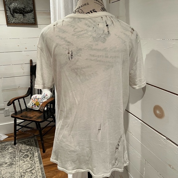 CHA SOR Chaser Grateful Dead Women's White Graphic Tee, destroyed, size medium - Picture 2 of 5